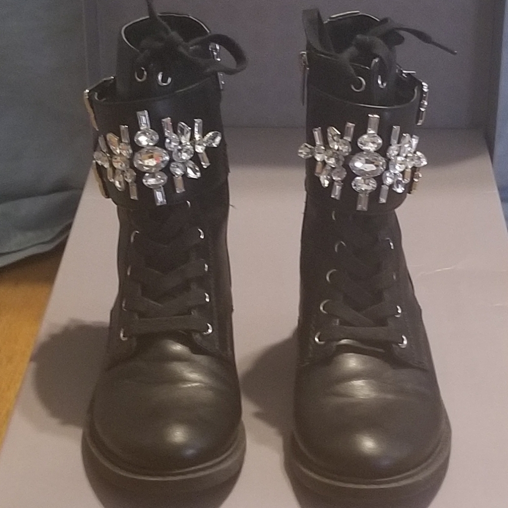 Circus by Sam Edelman

Women's Dakota Combat Boot